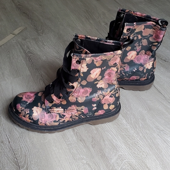 Combat boots - Picture 2 of 4